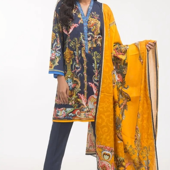 "SALE"Gulahmed Ideas Pret Khaddar 3piece suit - Picture 2 of 5